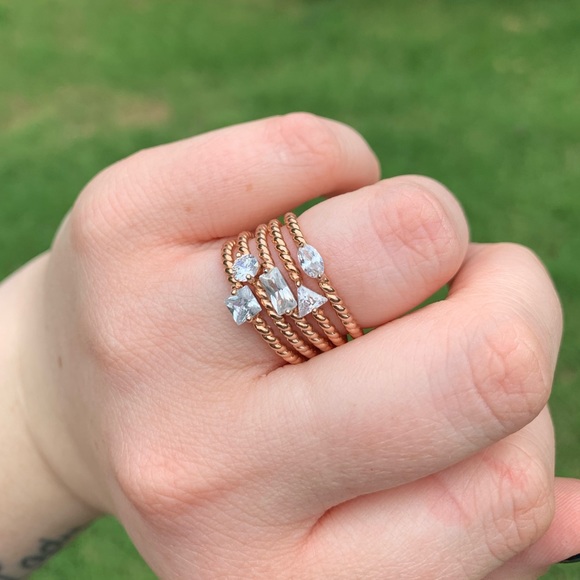 5-band Rhinestone Shape Rings - Picture 9 of 16